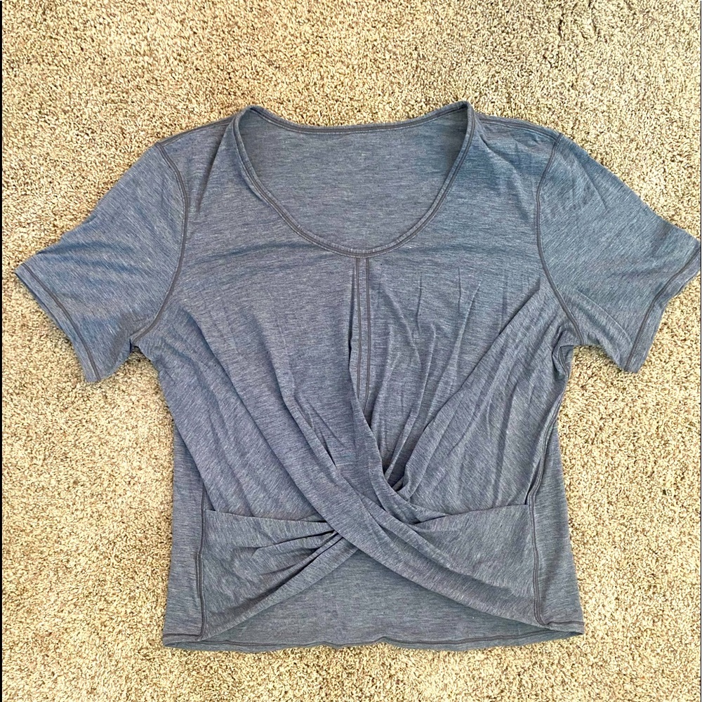 Lululemon athletic top